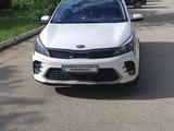 Kia Rio X-Line 2021 года за 8 200 000 тг. в Актобе – фото 2