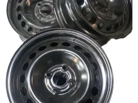 Chevrolet cobalt15 6x15/4x100 D56.6 ET39 4 диска черный за 55 000 тг. в Экибастуз – фото 3