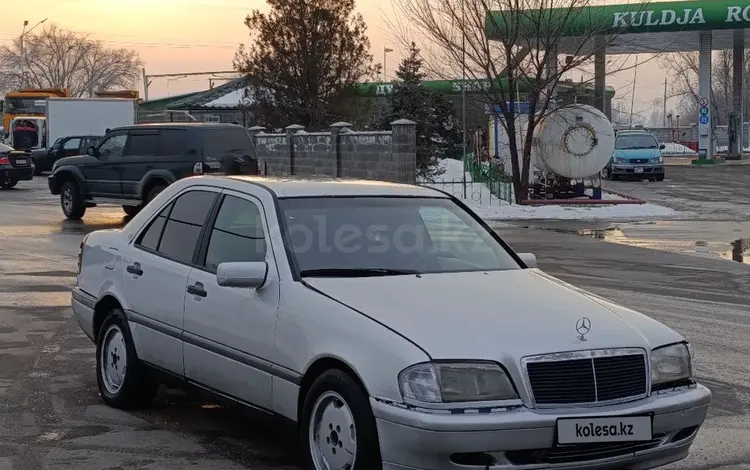 Mercedes-Benz C 200 1995 годаfor1 000 000 тг. в Алматы