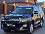 Toyota Land Cruiser 2007 годаүшін16 000 000 тг. в Усть-Каменогорск