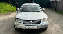 Volkswagen Passat 2005 года за 2 400 000 тг. в Алматы – фото 2