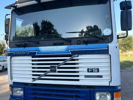 Volvo  F-Series 1992 года за 12 000 000 тг. в Алматы