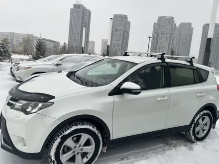 Toyota RAV4 2013 года за 9 500 000 тг. в Астана – фото 2