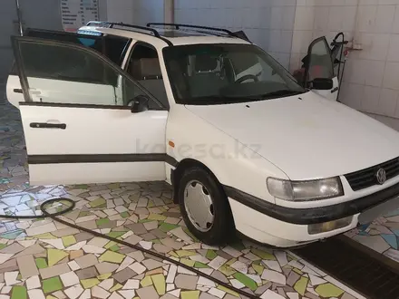 Volkswagen Passat 1994 года за 2 300 000 тг. в Тараз – фото 4