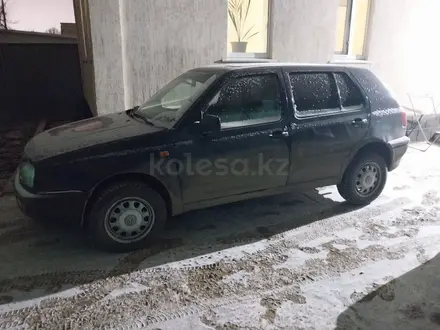 Volkswagen Golf 1995 года за 1 600 000 тг. в Актобе