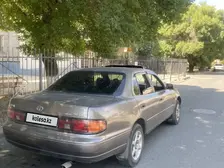 Toyota Camry, 1993