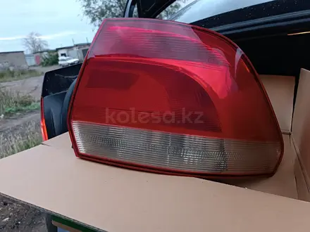 Плафон правый VW polo за 15 000 тг. в Темиртау – фото 2