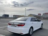 Toyota Camry 2017 года за 10 500 000 тг. в Атырау – фото 5