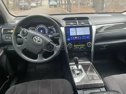 Toyota Camry 2014 года за 7 880 000 тг. в Алматы – фото 10