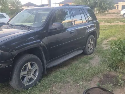 Chevrolet TrailBlazer 2006 года за 4 200 000 тг. в Актобе – фото 2