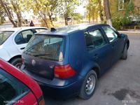 Volkswagen Golf 1999 года за 1 500 000 тг. в Караганда