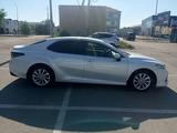Toyota Camry 2023 годаүшін14 600 000 тг. в Петропавловск – фото 2