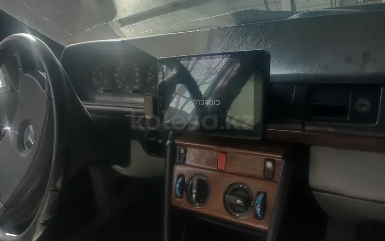 Mercedes-Benz E 300 1990 года за 1 300 000 тг. в Алматы