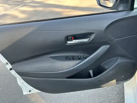 Toyota Corolla 2019 года за 6 904 000 тг. в Алматы – фото 13