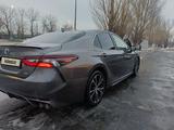 Toyota Camry 2020 годаүшін14 500 000 тг. в Семей – фото 5