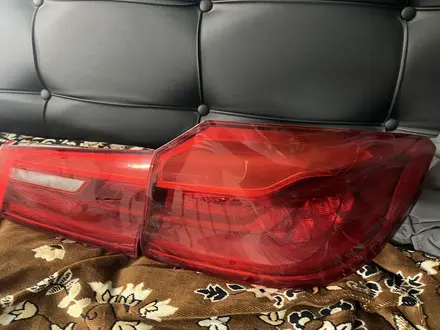 Задние стоп сигналы Фары Бмв g30 530 bmw за 99 000 тг. в Рудный – фото 2