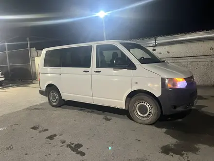 Volkswagen Transporter 2010 года за 6 500 000 тг. в Тараз