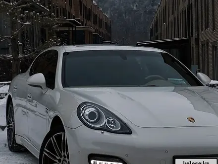 Porsche Panamera 2012 года за 25 500 000 тг. в Алматы – фото 8
