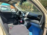 Toyota RAV4 2007 года за 5 000 000 тг. в Актобе – фото 4