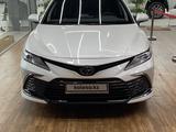 Toyota Camry 2021 года за 19 500 000 тг. в Алматы – фото 4