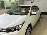 Toyota Corolla 2017 года за 10 000 000 тг. в Атырау – фото 3