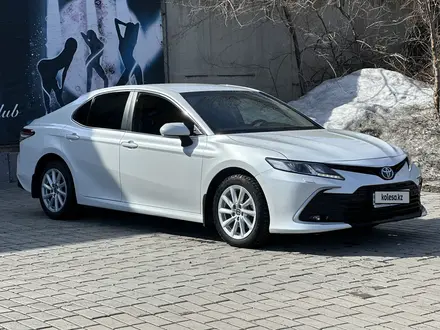 Toyota Camry 2021 года за 15 500 000 тг. в Усть-Каменогорск – фото 8