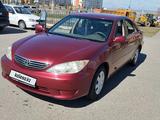 Toyota Camry 2005 года за 6 300 000 тг. в Усть-Каменогорск