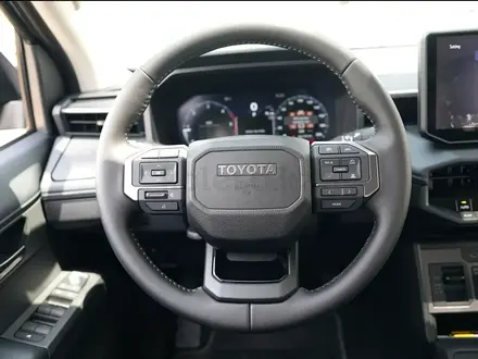 Toyota Hilux 2026 года за 37 500 000 тг. в Алматы – фото 11