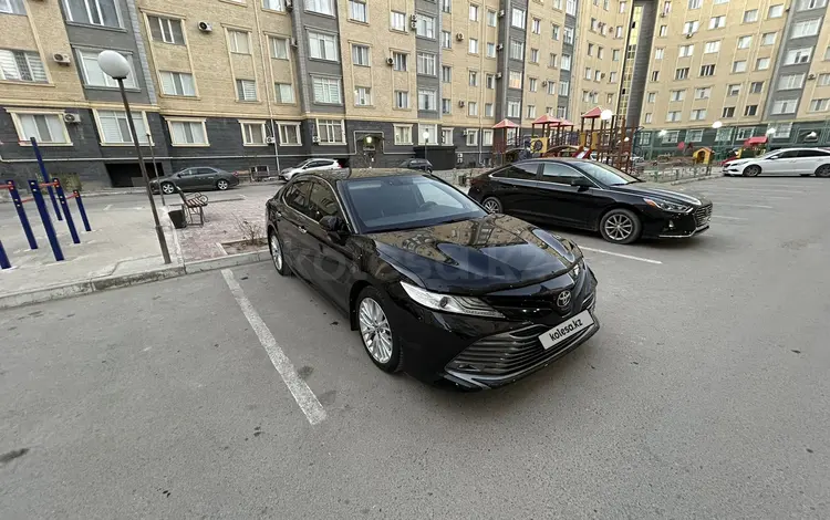 Toyota Camry 2019 года за 14 500 000 тг. в Актау