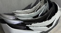 Бампер передний с нижней решеткой на TOYOTA CAMRY за 130 000 тг. в Алматы – фото 5