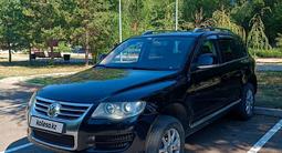 Volkswagen Touareg 2008 годаүшін5 000 000 тг. в Астана
