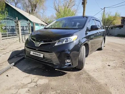 Toyota Sienna 2014 года за 13 000 000 тг. в Алматы – фото 8