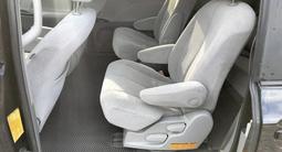 Toyota Sienna 2014 года за 13 000 000 тг. в Алматы – фото 4