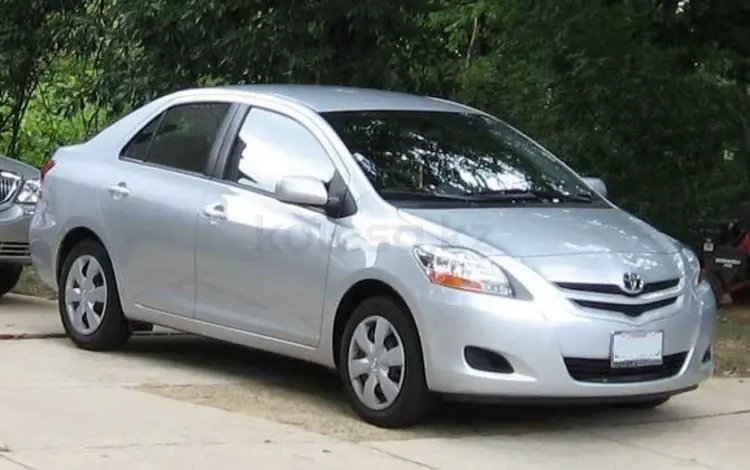 Toyota Yaris 2012 года за 880 000 тг. в Караганда