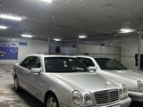 Mercedes-Benz E 280 1997 года за 2 000 000 тг. в Тараз – фото 2