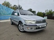 Mitsubishi Space Wagon, 2004