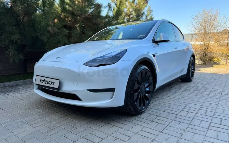 Tesla Model Y 2023 года за 18 500 000 тг. в Алматы