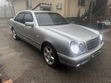 Mercedes-Benz E 230 1996 годаүшін4 200 000 тг. в Алматы – фото 3