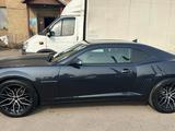 Chevrolet Camaro 2014 года за 5 900 000 тг. в Алматы – фото 2