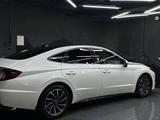 Hyundai Sonata 2023 года за 12 400 000 тг. в Алматы – фото 2