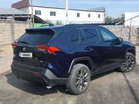 Toyota RAV4 2020 года за 10 500 000 тг. в Алматы