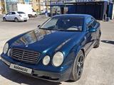 Mercedes-Benz CLK 320 2001 года за 3 000 000 тг. в Астана – фото 2