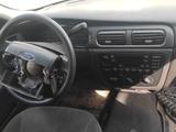 Ford Taurus 2004 годаүшін150 000 тг. в Костанай – фото 3