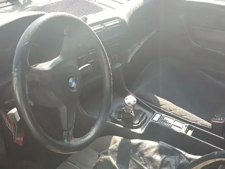 BMW 520 1991 года за 330 000 тг. в Есик – фото 2