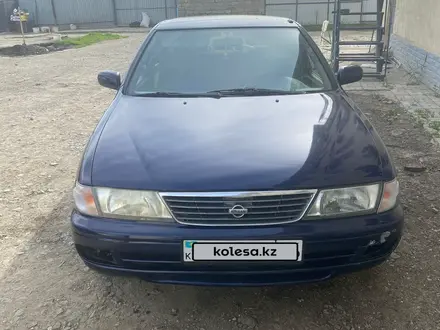 Nissan Sunny 1994 годаүшін1 800 000 тг. в Атырау