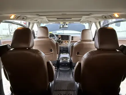 Toyota Sienna 2015 года за 12 500 000 тг. в Уральск – фото 10