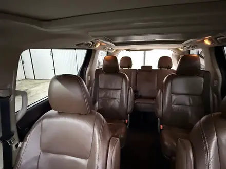 Toyota Sienna 2015 года за 12 500 000 тг. в Уральск – фото 12