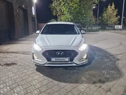 Hyundai Sonata 2018 года за 8 500 000 тг. в Уральск