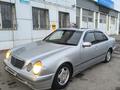 Mercedes-Benz E 240 2000 года за 3 600 000 тг. в Алматы – фото 3