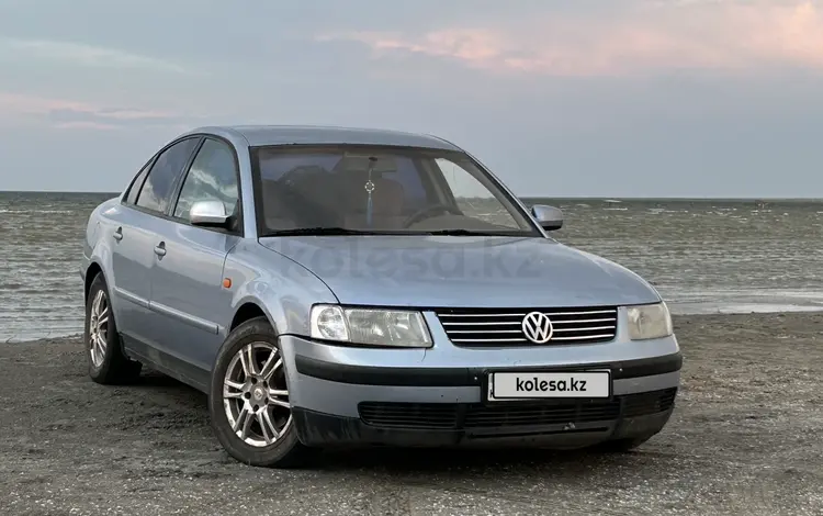 Volkswagen Passat 1998 годаүшін1 590 000 тг. в Уральск
